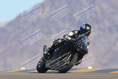 media/Oct-01-2023-SoCal Trackdays (Sun) [[4c570cc352]]/Turn 9 Set 1 (950am)/